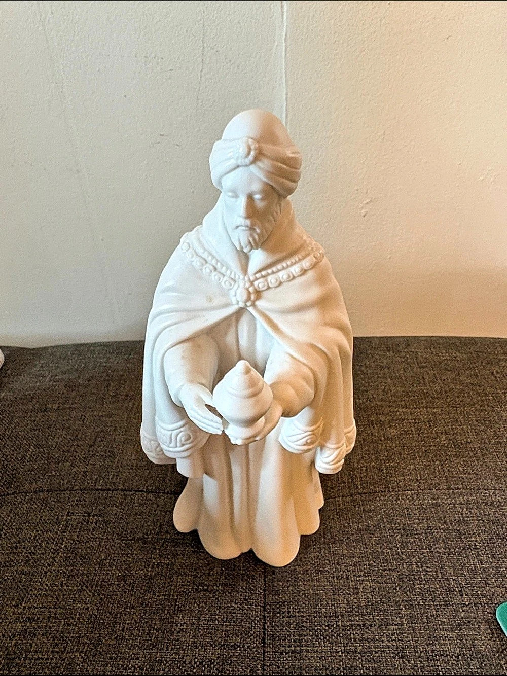 Avon The Magi Balthasar Porcelain Nativity Figurine
